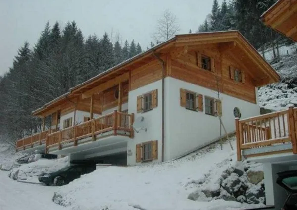 Cover 0030 WLD chalet Berghutte winter 5